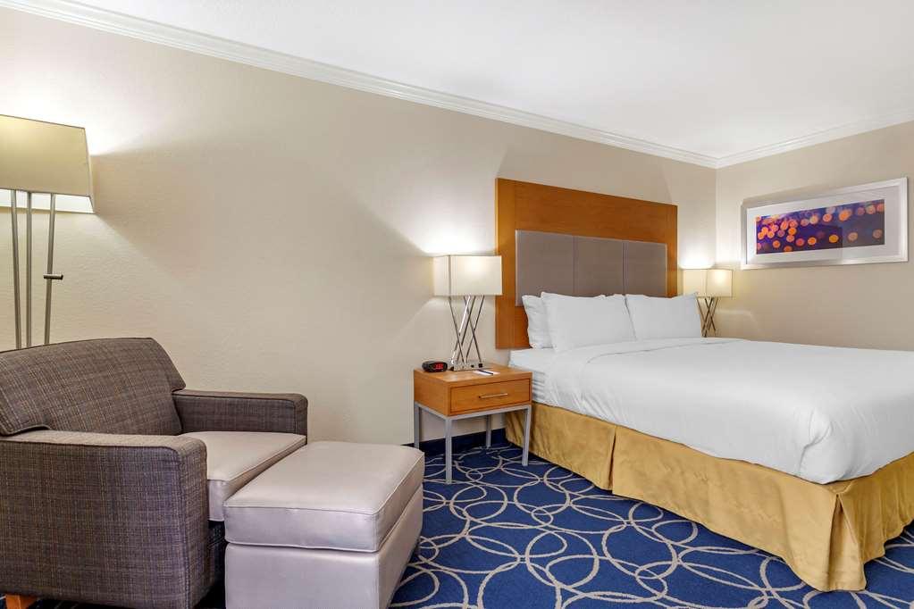 Comfort Inn & Suites Houston I-10 West Energy Corridor Pokoj fotografie