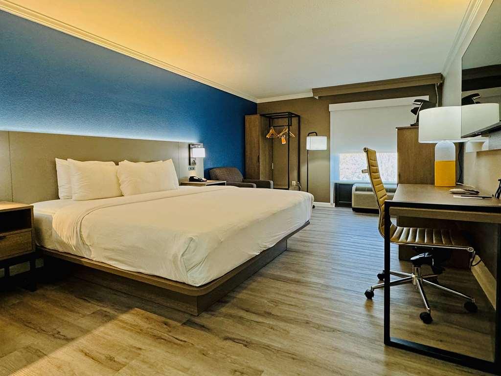 Comfort Inn & Suites Houston I-10 West Energy Corridor Pokoj fotografie