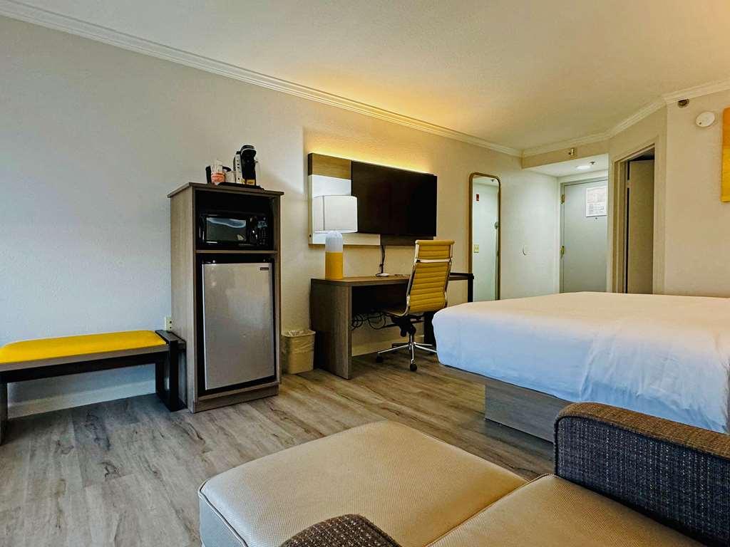 Comfort Inn & Suites Houston I-10 West Energy Corridor Pokoj fotografie
